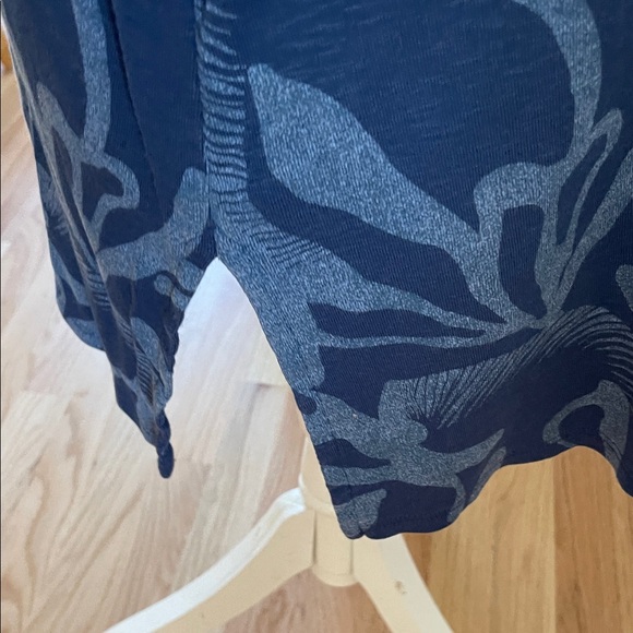 Chico's Deep Blue V-Neck Top - Picture 9 of 11